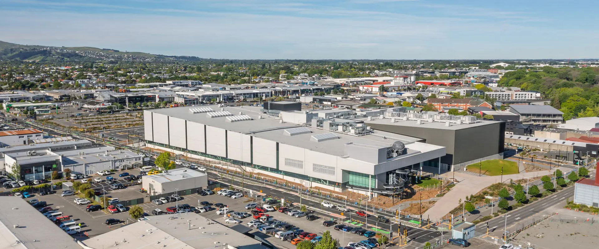 Metro Sports Exterior