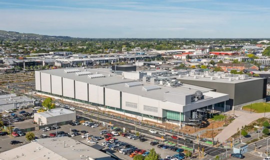 Metro Sports Exterior